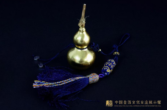 Handmade gold leaf gourd made from a real natural dried gourd （What you see is what you receive）
